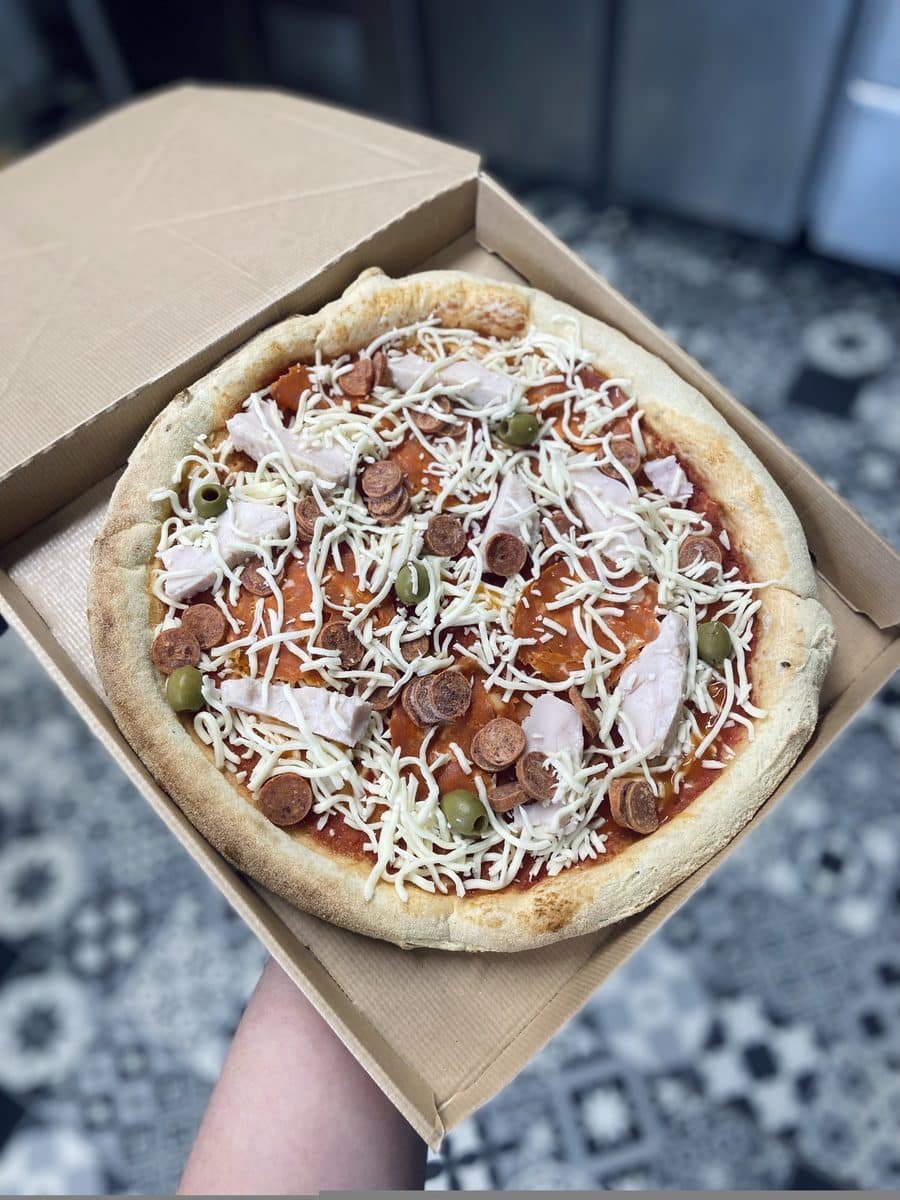 Carte des pizzas des distributeurs de Napoli Factory Moissac 5 Pizza CANNIBALE