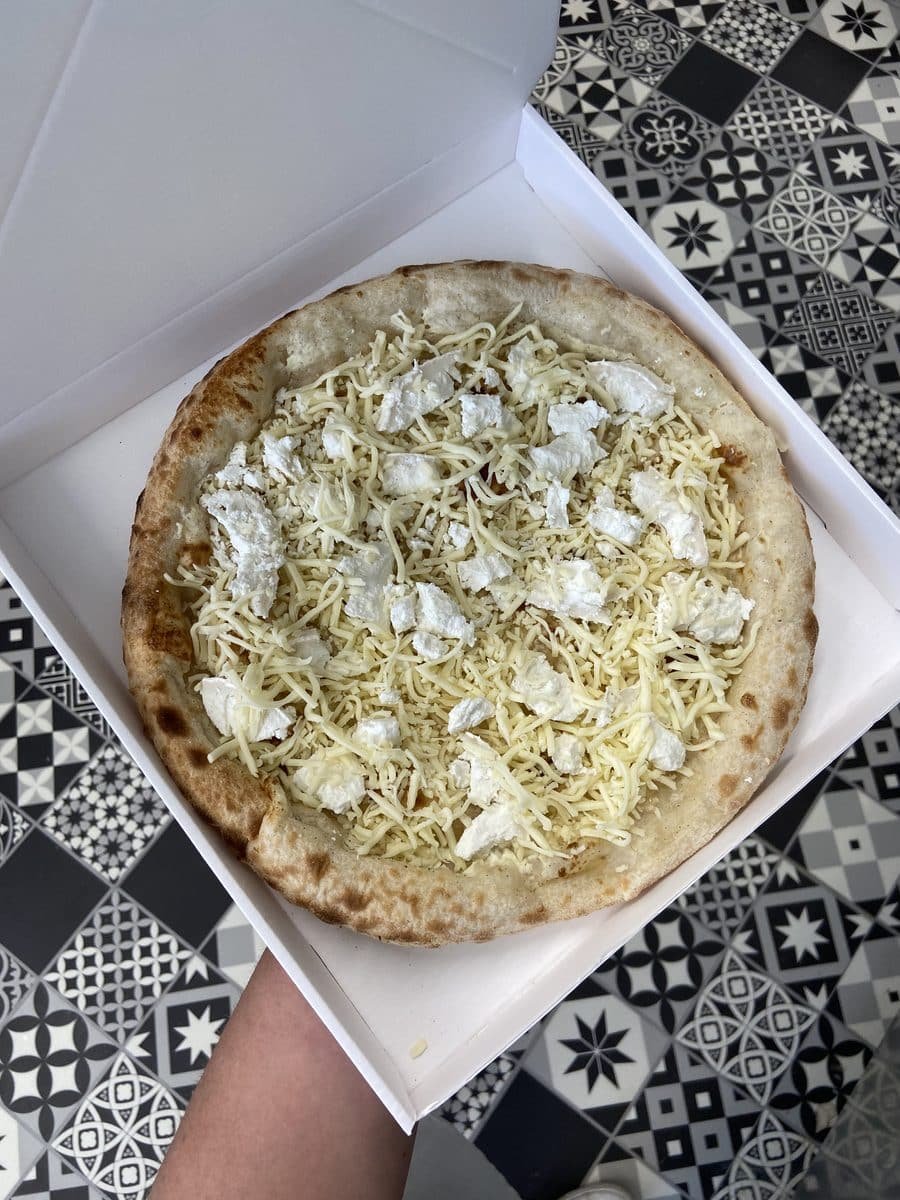 Carte des pizzas des distributeurs de Napoli Factory Moissac 7 Pizza CHÈVRE MIEL