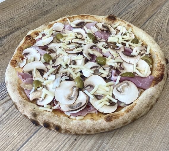 Carte des pizzas des distributeurs de Napoli Factory Moissac 13 Pizza RÉGINA